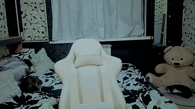 Chat +18 de xAlisontiny ao vivo