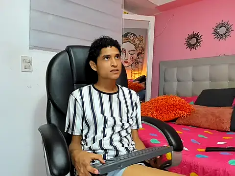 Xavier-Fox – webcam-show