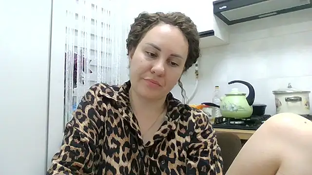 XXX chat uživo modela MeadowEyes