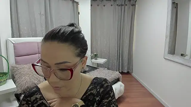 gaby_trent's Live XXX Chat