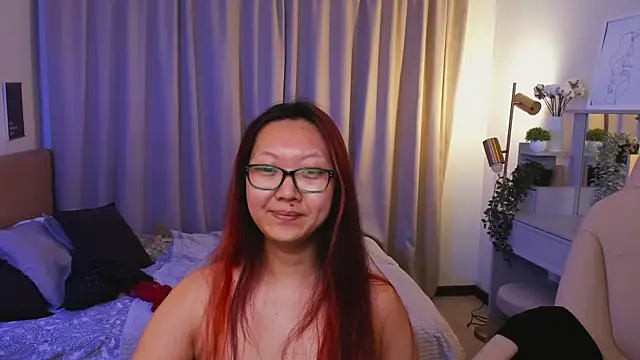 Chat XXX en directo de Marine_Vact