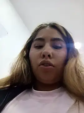 Sofia_Honey1 webkamerás műsora