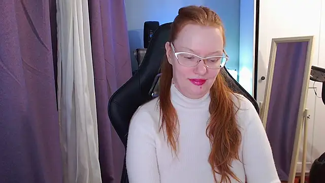Chat +18 de Lady_Inari ao vivo