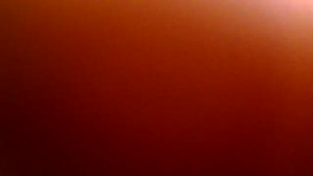 ValuedConcept687: διαδικτυακό σόου στην κάμερα