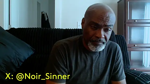Chat XXX en directo de sinnernoir