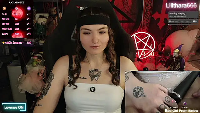 Pokazy przed kamerką – Lilithara666