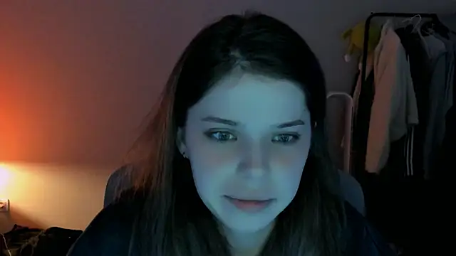 Онлайн чат XXX MelissaBrank