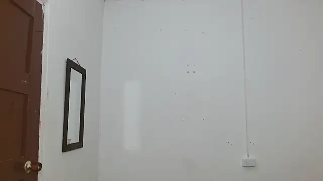 Živý XXX chat Thalian