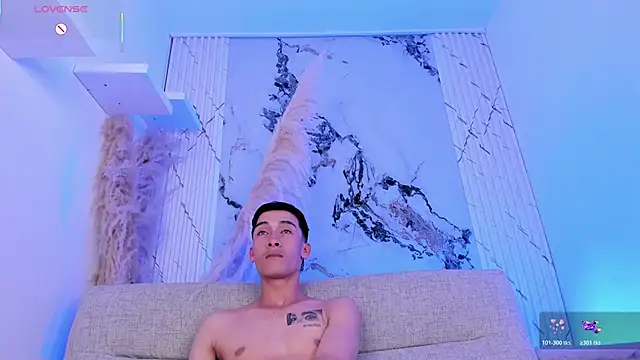 adammercury live XXX chat