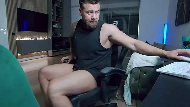 UbbeViking Chat XXX in diretta