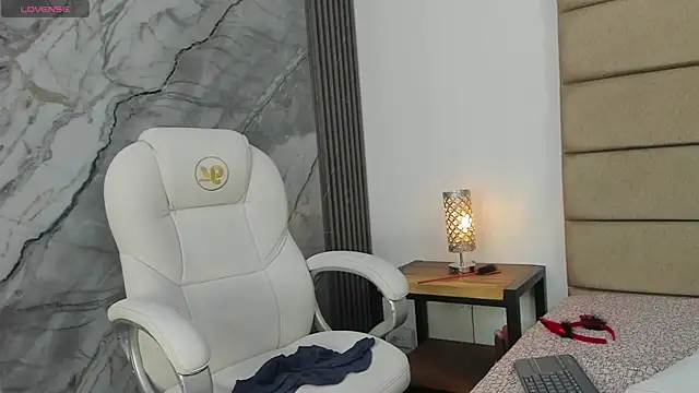 laurenn_moore webcam show