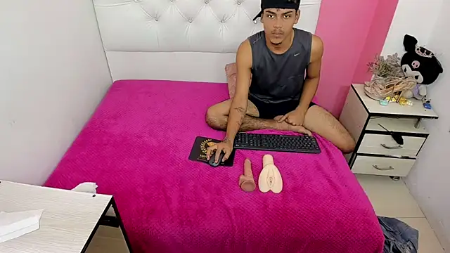 XXX chat uživo modela Angel_foxc13