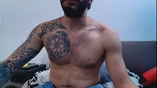 XXX chat uživo modela thomas_gun
