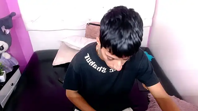 jl_brayan12 Show in webcam