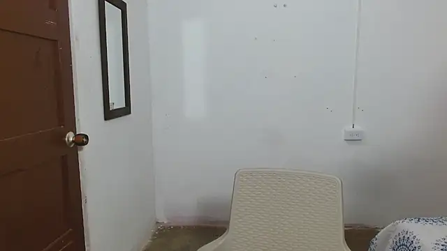 Chat XXX ao vivo de Thalian