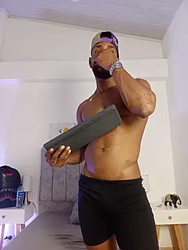 Dante_Knox Adlı Modelin Canlı XXX Sohbeti