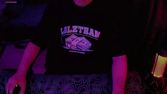 xXxHARDPORNxXx Adlı Modelin Web Kamerası Şovu