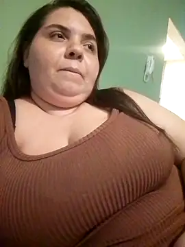 Katherine25 élő XXX-chatje