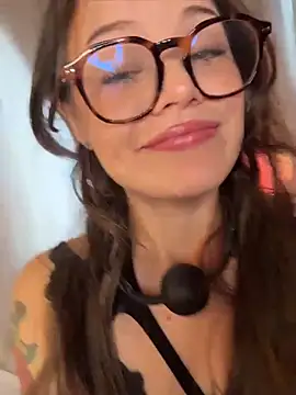 Tallulah_Kinky Adlı Modelin Web Kamerası Şovu