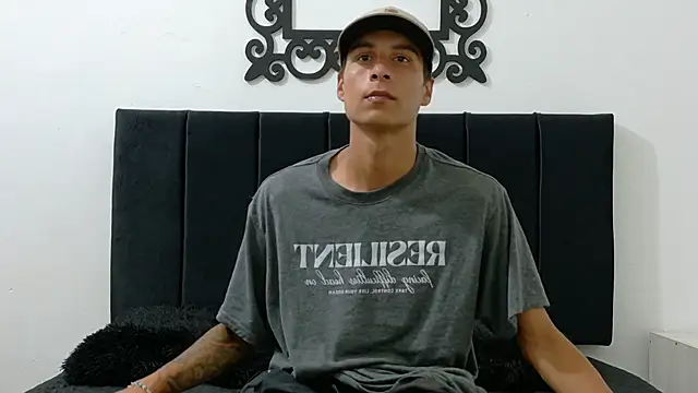 cameronsilverman Show Webcam