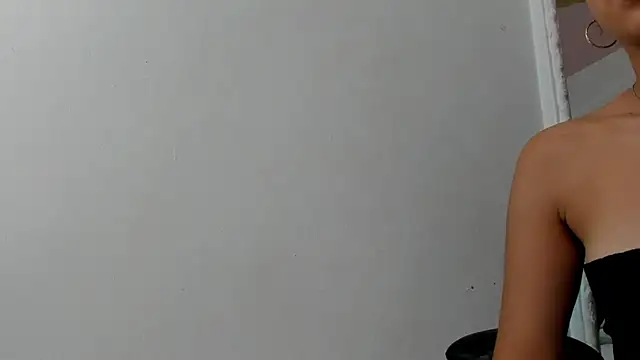 CarolineFyre's Live XXX Chat