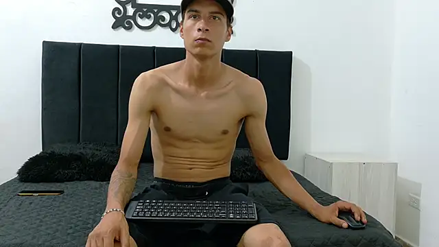 XXX chat uživo modela cameronsilverman
