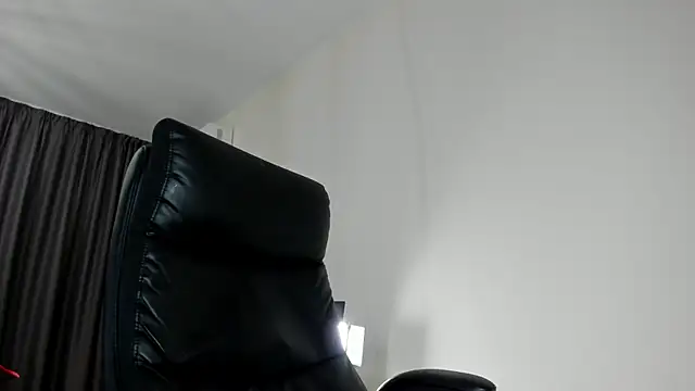 Webkamerová show Findom_guy