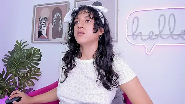 niia7's Live XXX Chat