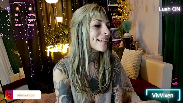 VivVixen's Live XXX Chat