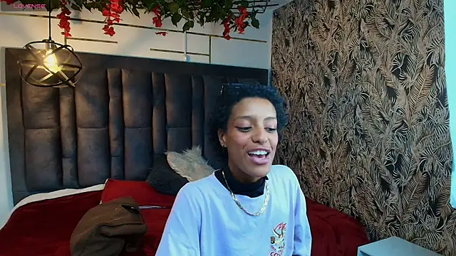 Chat XXX en directo de Zia_Green