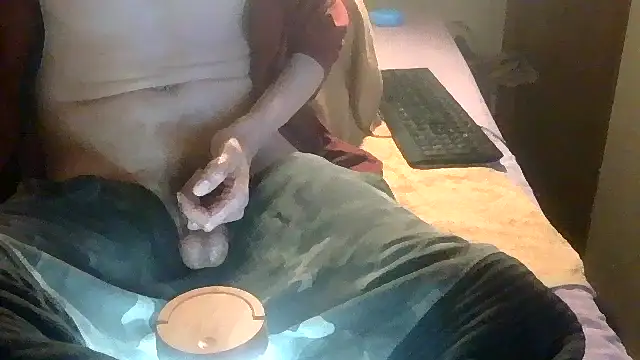 SamuelTal Show in webcam