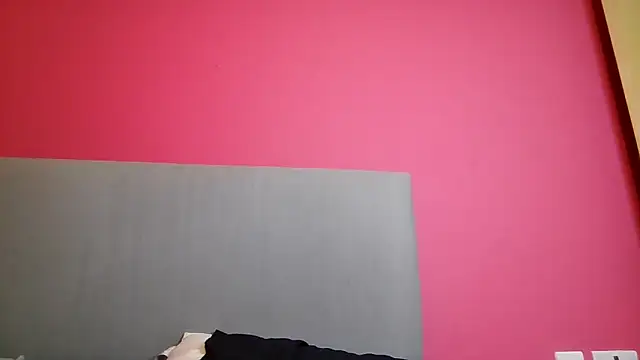Slutty_Kiki_Bella Live XXX Chat