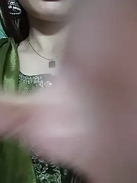 Noor_Darliing Adlı Modelin Canlı XXX Sohbeti