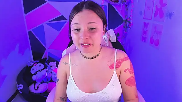 little_emma0's Live XXX Chat