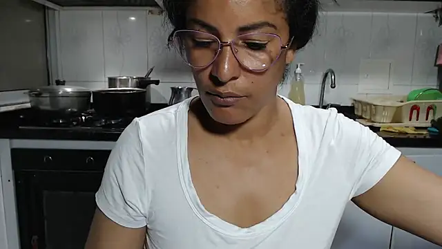 kateleyagrey's Webcam Show