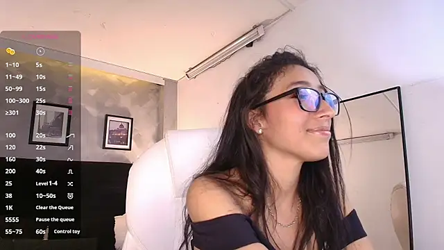 celeste_bm_'s Live XXX Chat