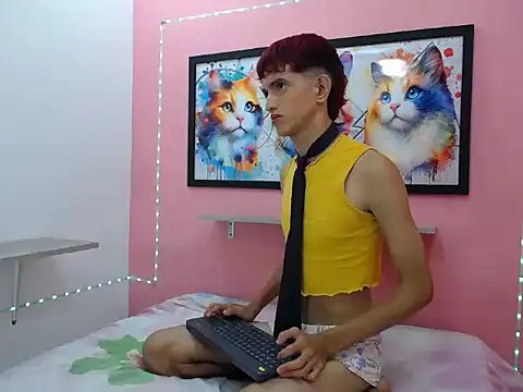 twink_baby_18 Show in webcam