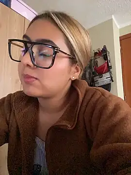 Chat XXX en directo de Miabonnett_
