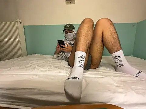 Rebeu_77 即時 XXX 聊天