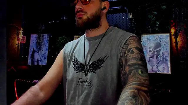 LexHardy – Naživo XXX chat