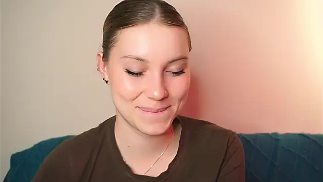 Sairallyn's Webcam Show