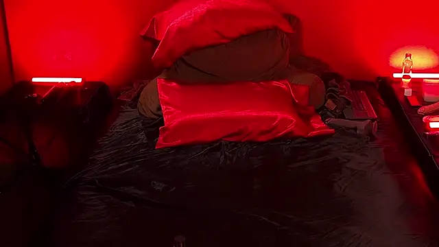 XXX chat uživo modela JenniferCD