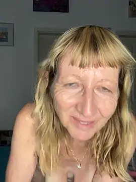 MatureKim Chat XXX live