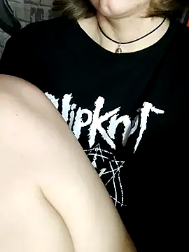 XXX chat uživo modela Aashikalaa