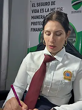 Alysson-- Adlı Modelin Canlı XXX Sohbeti