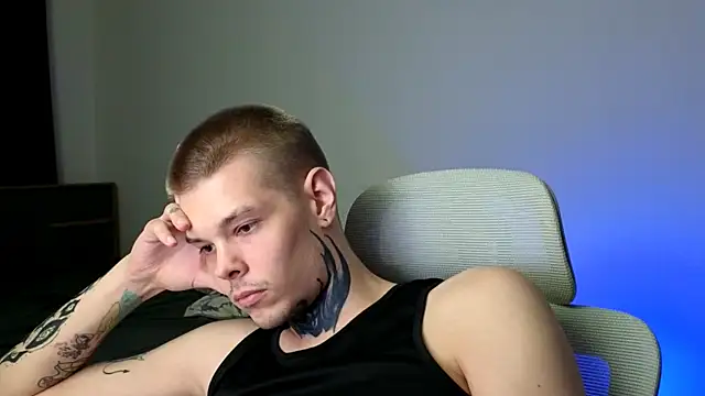 DENIS_HERE webcam show
