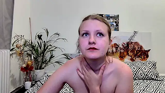 MileyGreyx's Live Chat Room