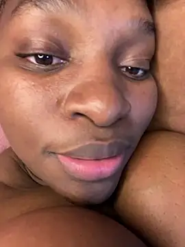 Živý XXX chat Blackpinkylips2025
