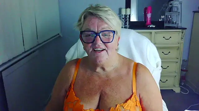 BridgetBlueEyesn Live XXX chat