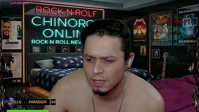 chino_roz's Webcam Show